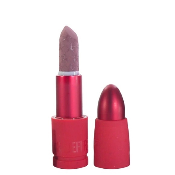 Jeffree Star Other - NIB Jeffree Star Velvet Trap Lipstick in Mouse Trap
